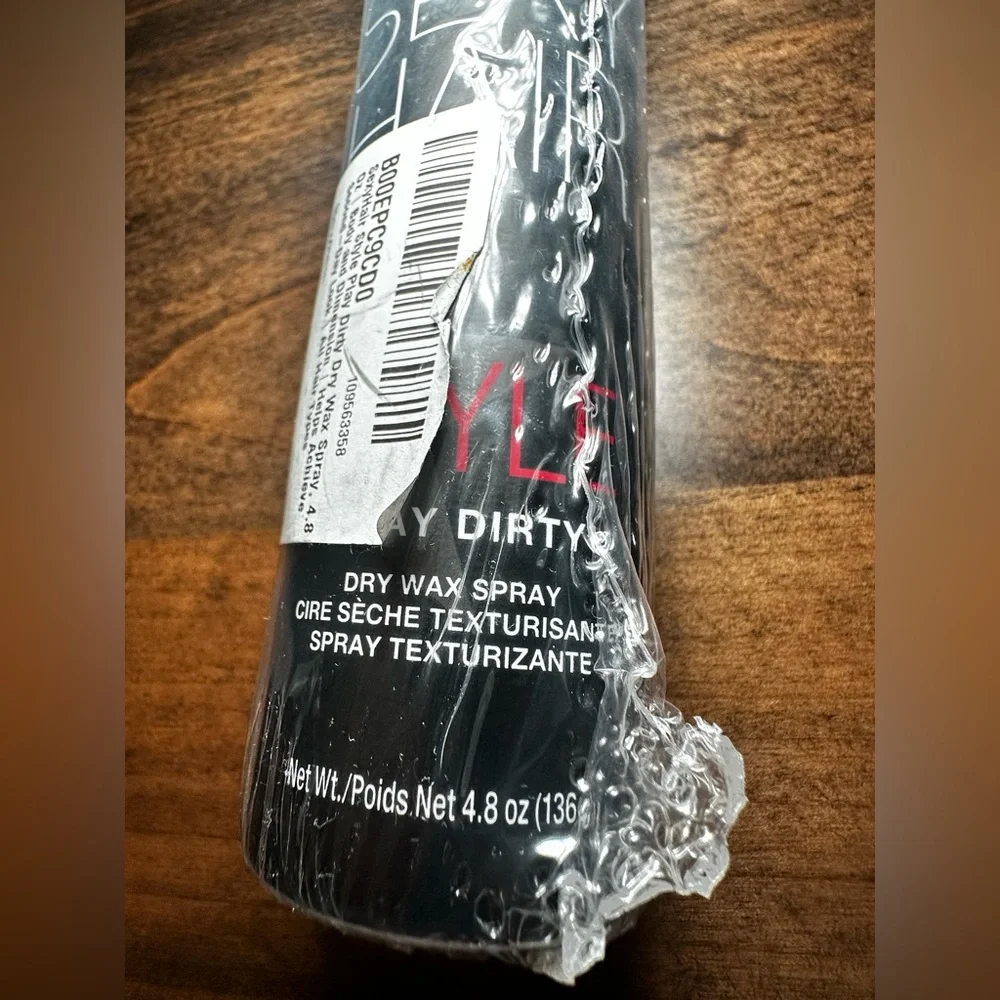 Sexy Hair “Play Dirty” Dry Wax Texture Spray. - Picture 2 of 4